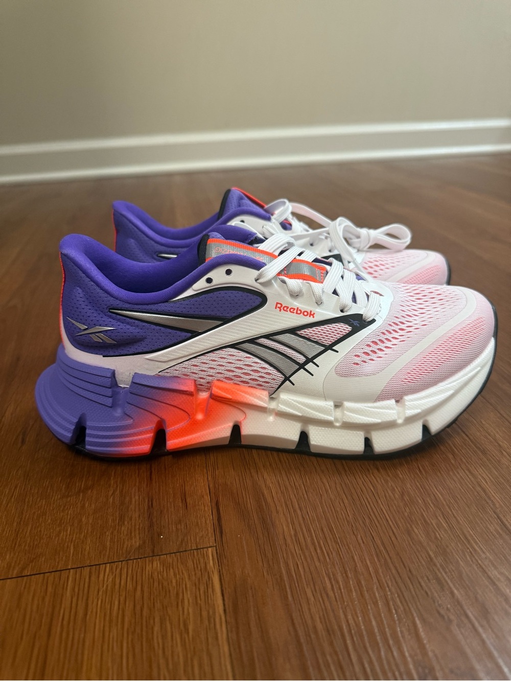 Reebok FloatZig Women's Running White Pink Purple Gradient Sneakers size 6.5